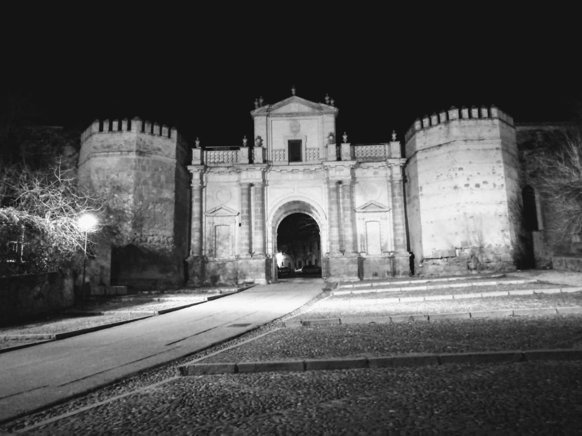 Casa Boutique Eros Διαμέρισμα Καρμόνα Εξωτερικό φωτογραφία
